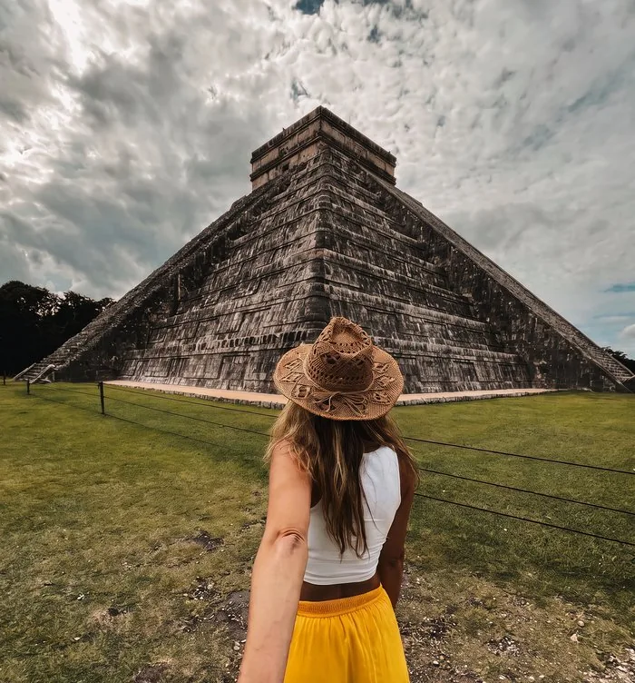 Alice exploring Chichen Itza